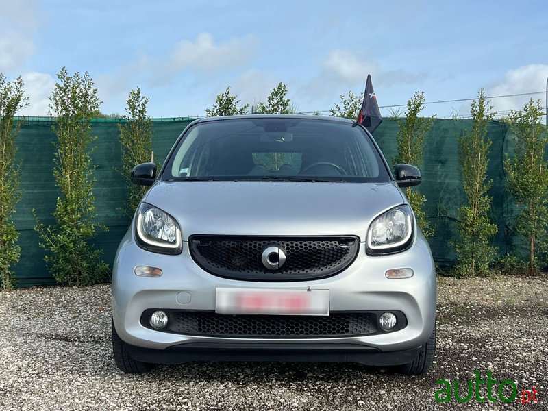 2016' Smart Forfour photo #2