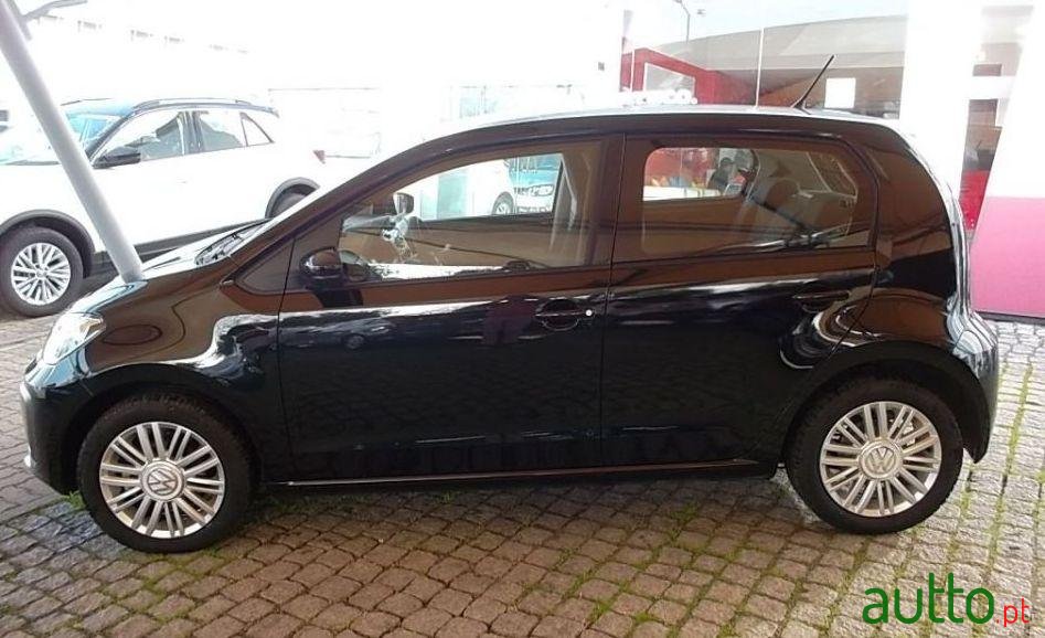 2019' Volkswagen Up photo #3