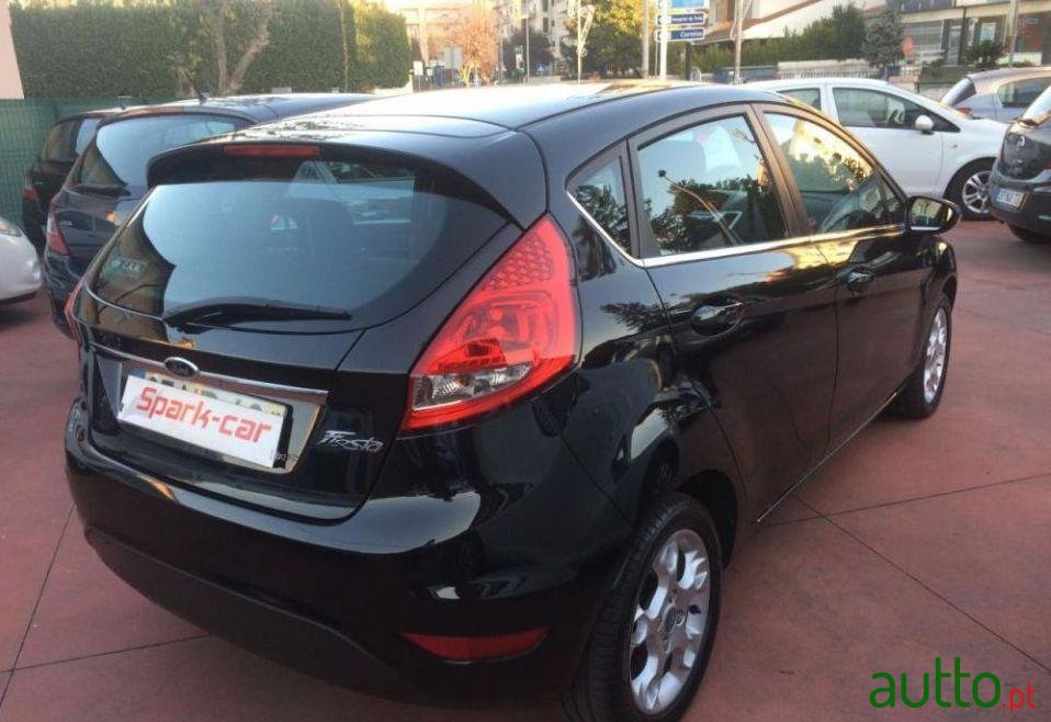 2012' Ford Fiesta 1.4 Tdci Titanium photo #1