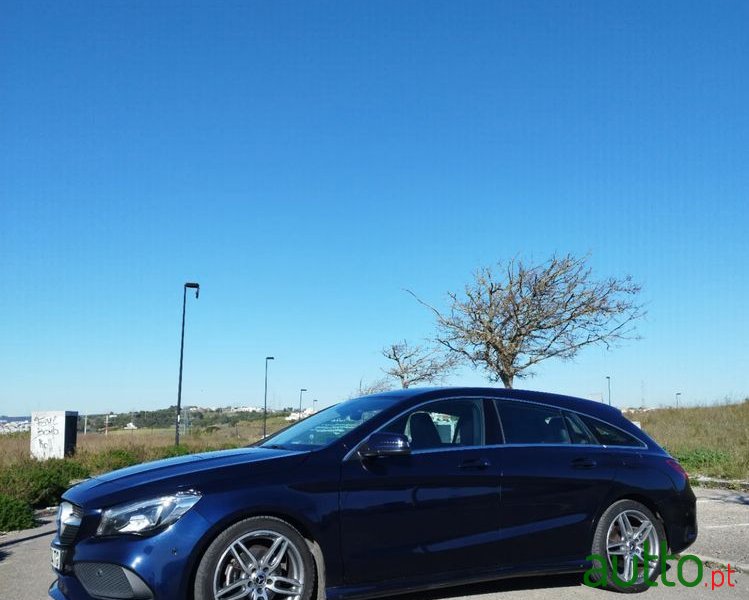 2018' Mercedes-Benz Classe Cla photo #3