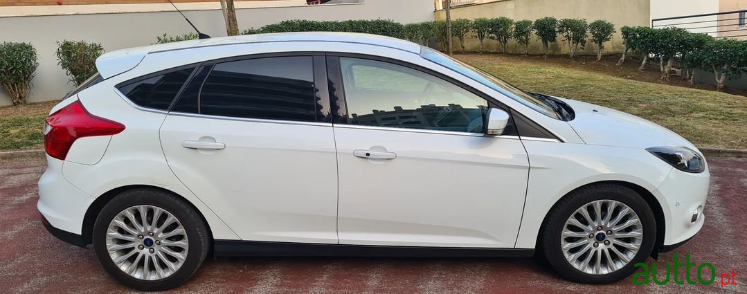 2013' Ford Focus photo #4