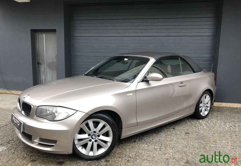 2008' BMW 120 photo #4