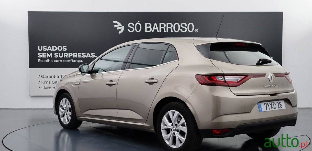 2019' Renault Megane photo #3