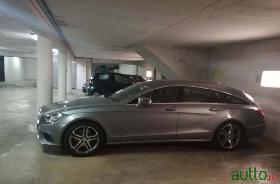 2015' Mercedes-Benz Cls-220 photo #3