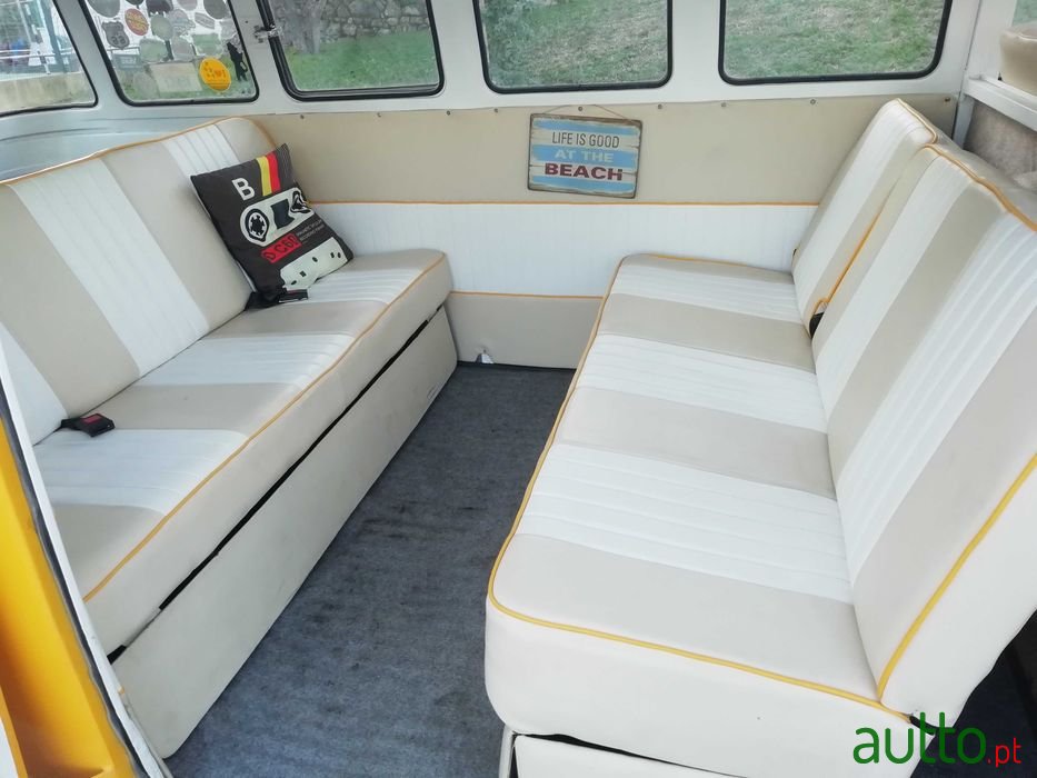 1970' Volkswagen Kombi photo #4