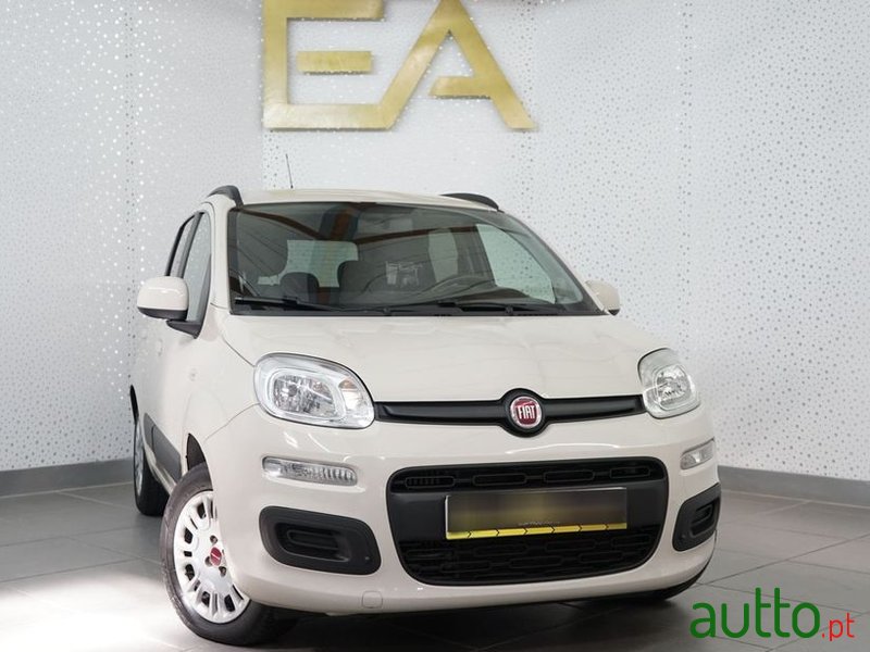 2012' Fiat Panda photo #1