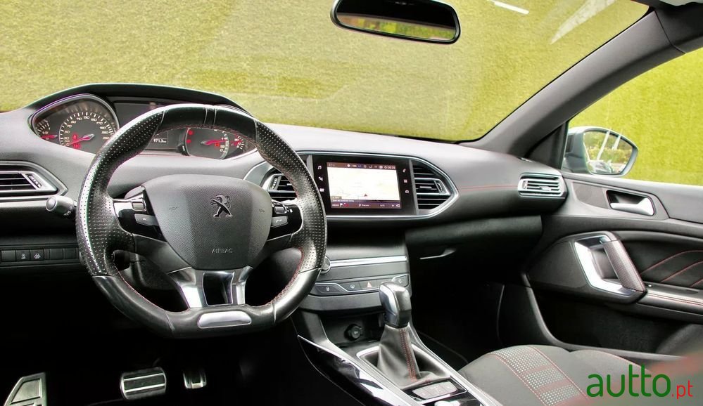2018' Peugeot 308 photo #3