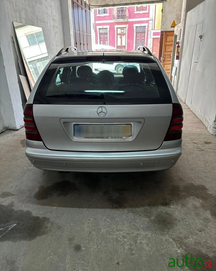 2002' Mercedes-Benz C 220 photo #1