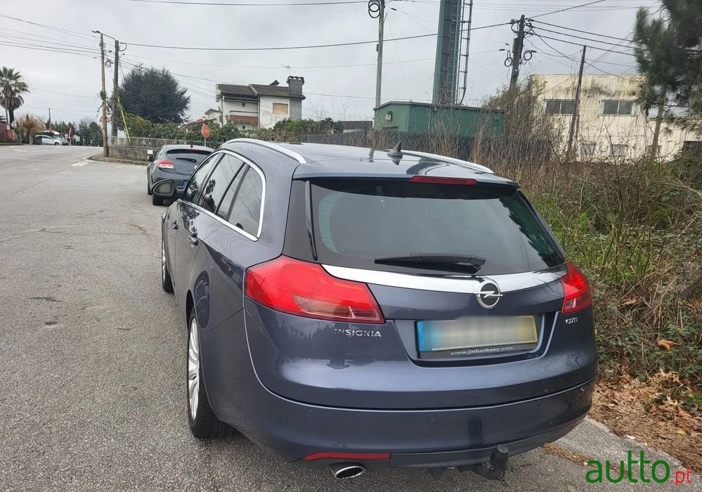 2009' Opel Insignia Sports Tourer photo #1