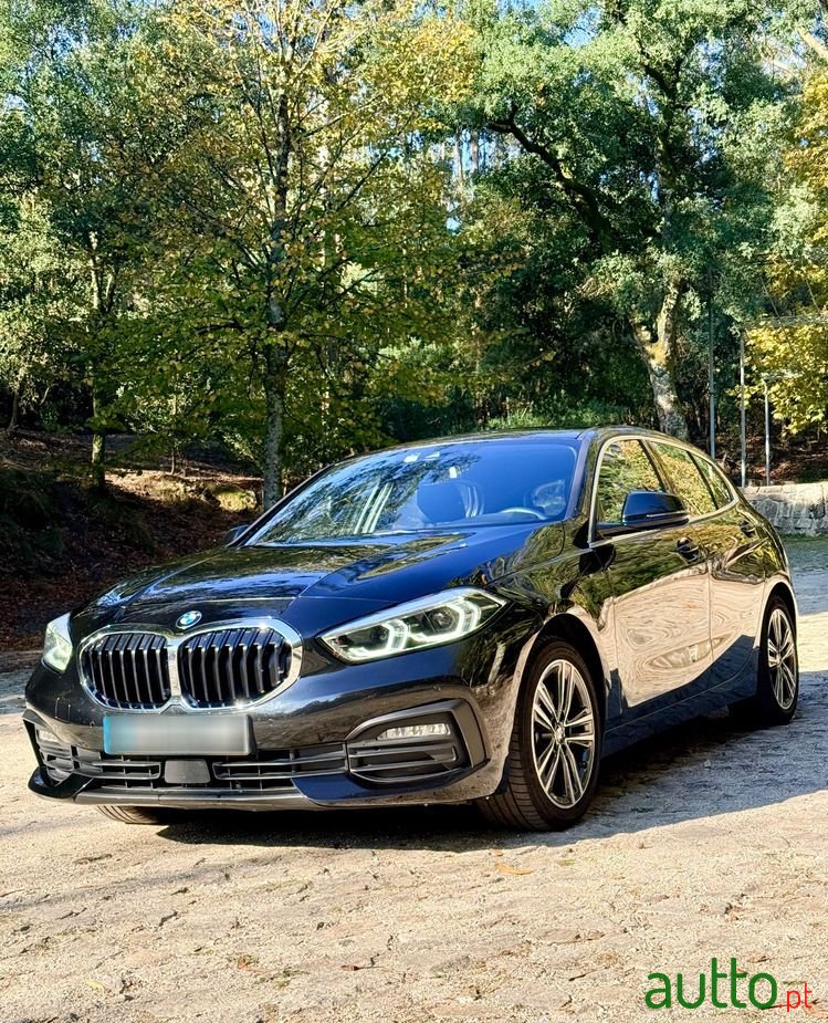 2020' BMW Série 1 D Advantage Auto photo #1