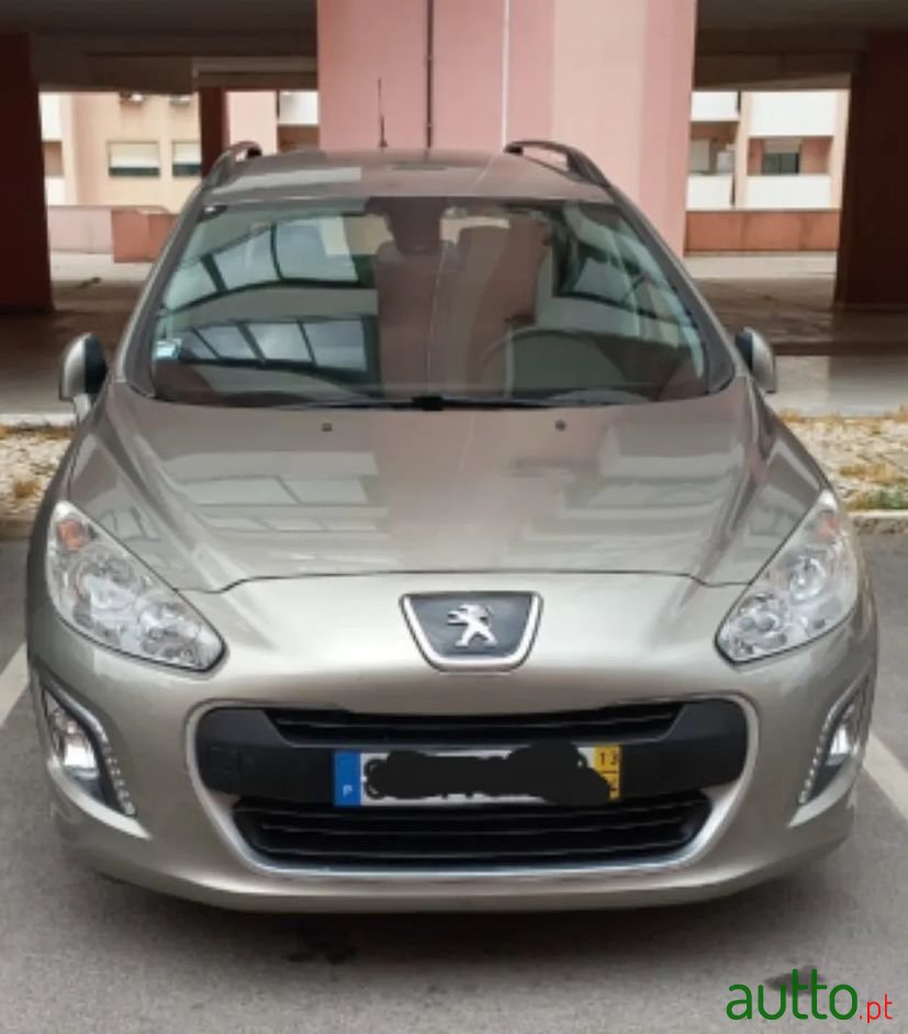 2013' Peugeot 308 Sw photo #4