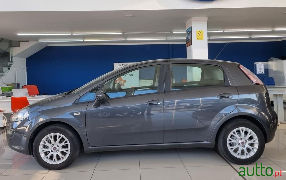 2010' Fiat Punto Evo 1.2 Active photo #5