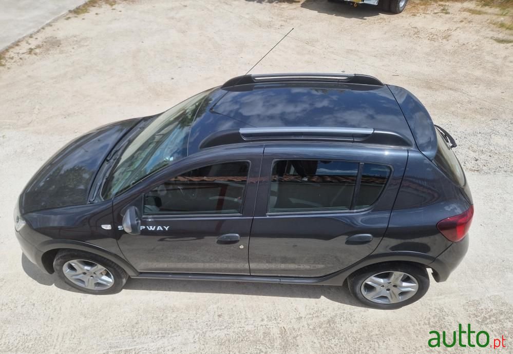 2017' Dacia Sandero Stepway photo #4