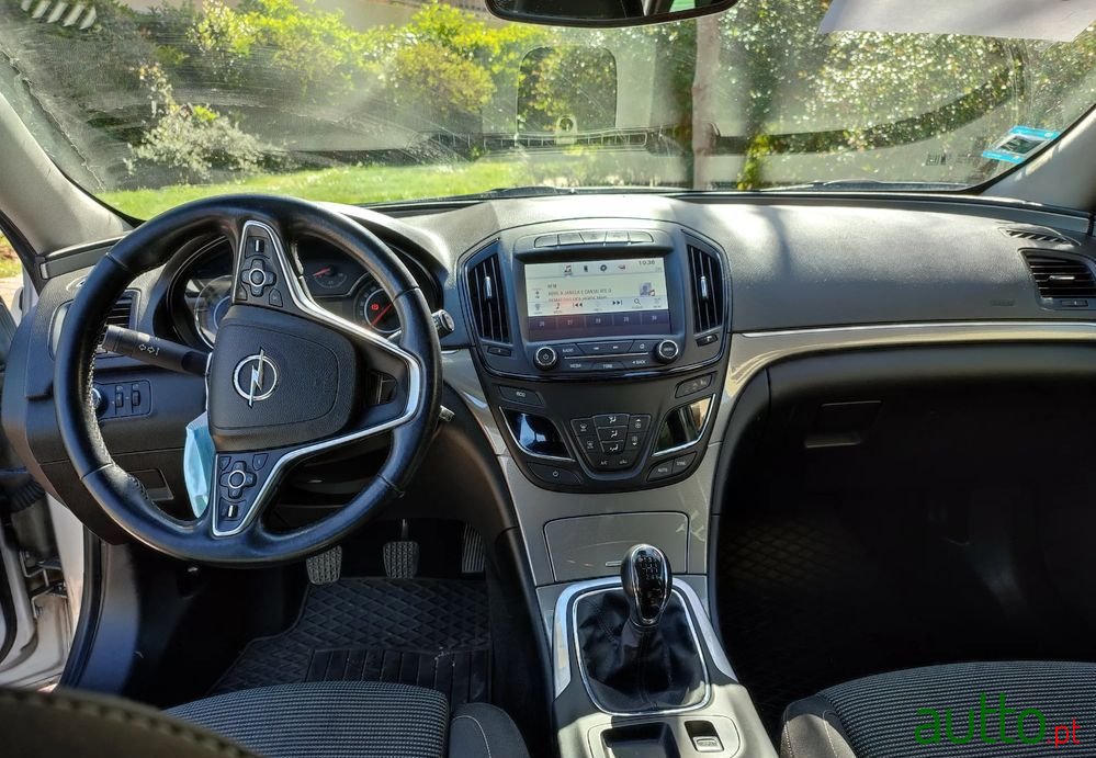 2017' Opel Insignia Sports Tourer photo #5