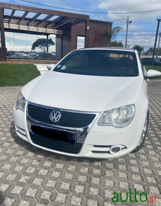 2009' Volkswagen Eos photo #2