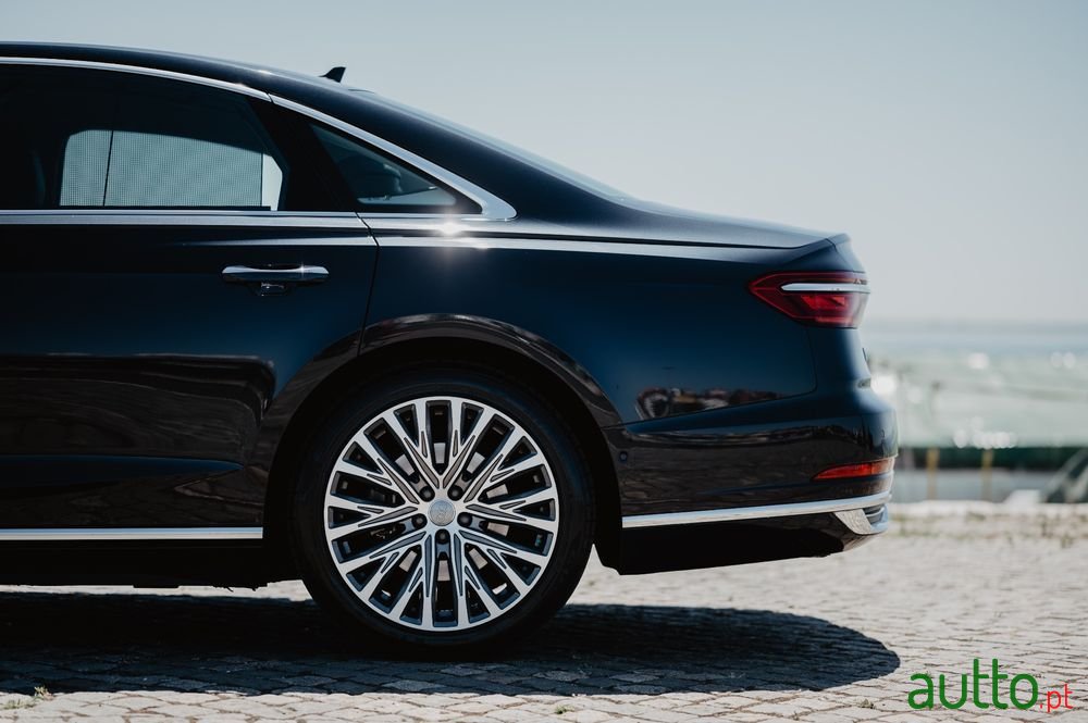 2020' Audi A8 photo #6