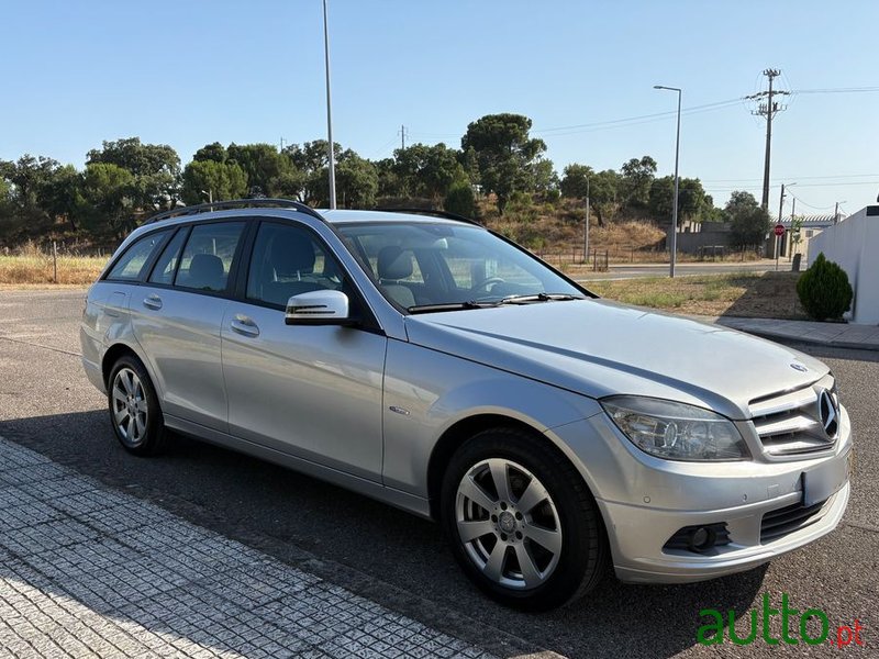 2010' Mercedes-Benz 220 photo #6
