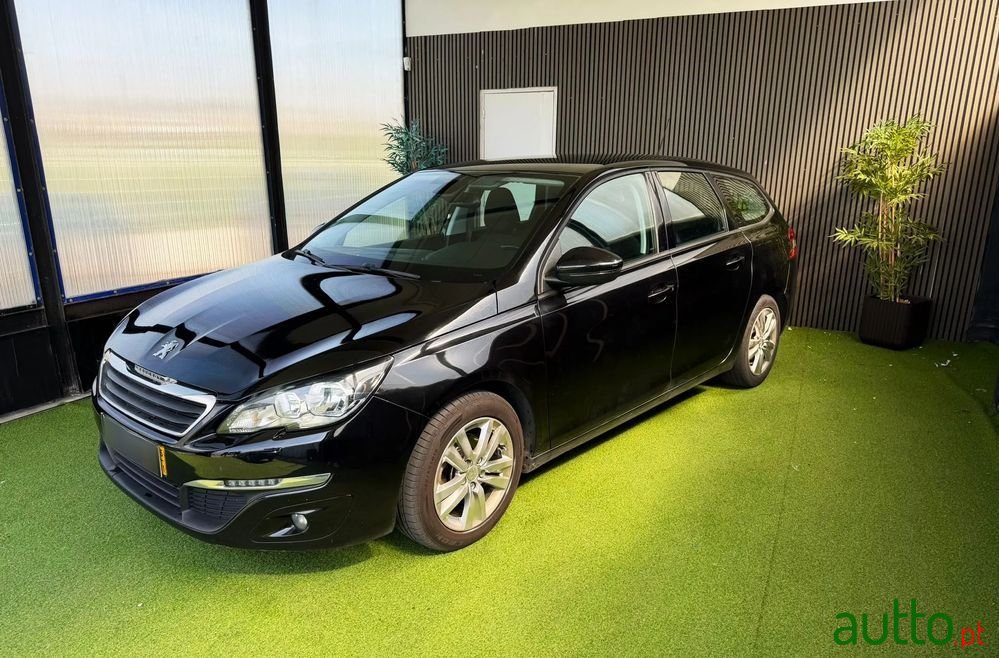 2015' Peugeot 308 Sw photo #1