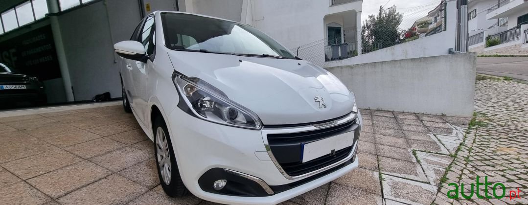 2017' Peugeot 208 photo #1