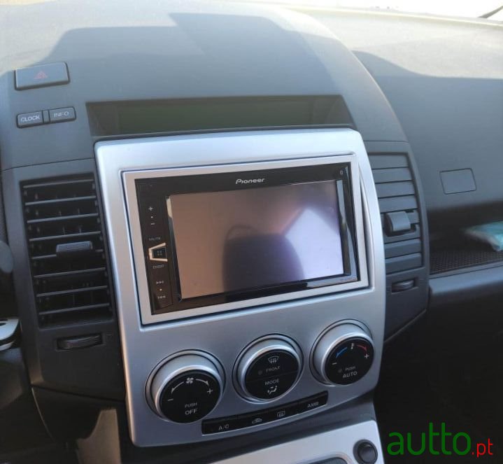 2007' Mazda 5 photo #3