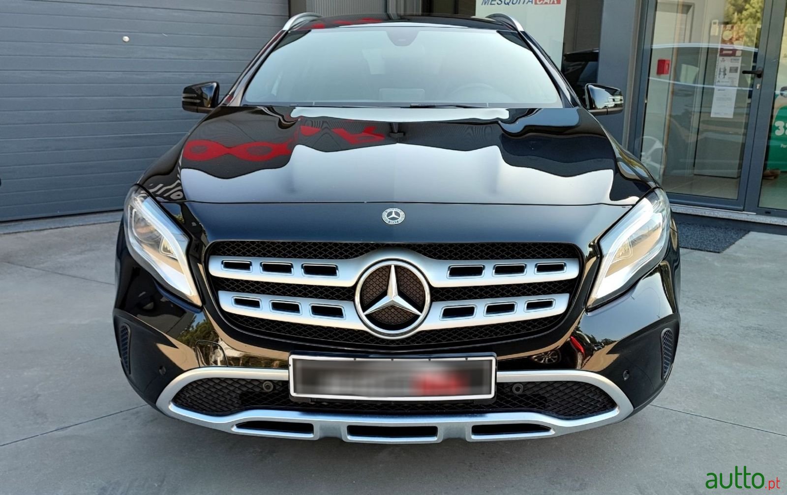 2017' Mercedes-Benz Gla-180 photo #2