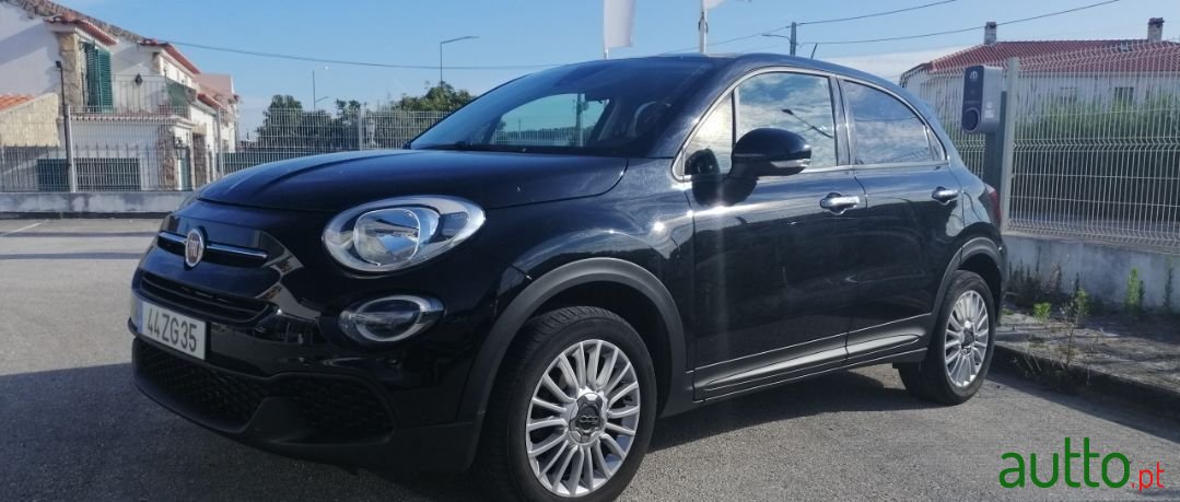 2019' Fiat 500X photo #1