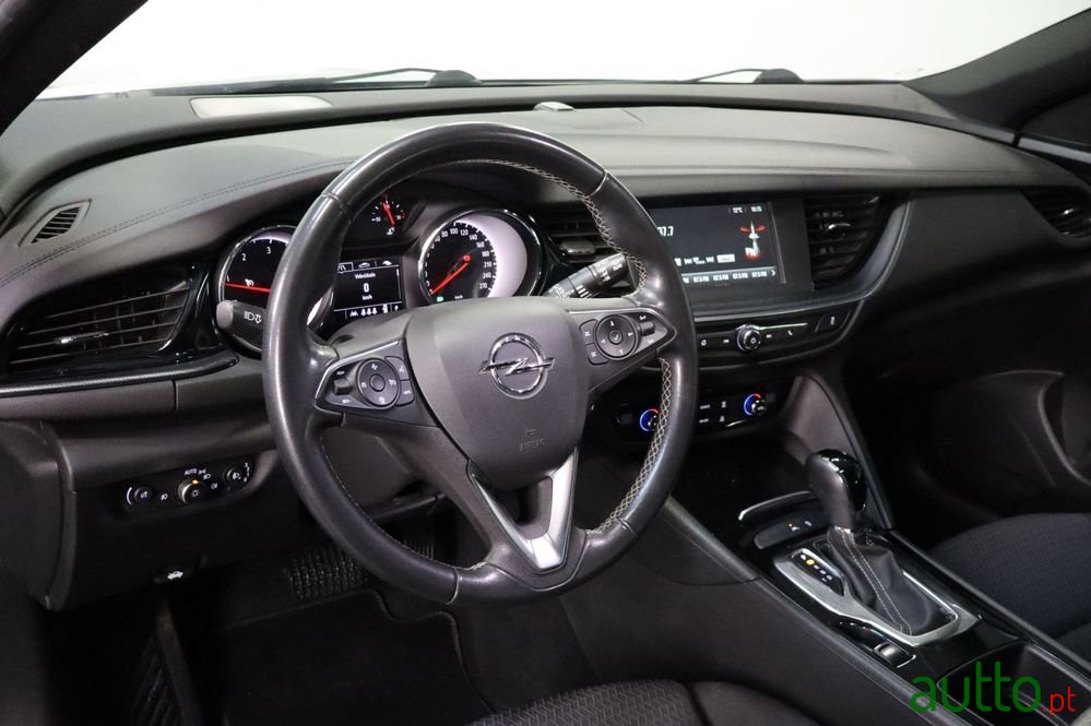2022' Opel Insignia Sports Tourer photo #5