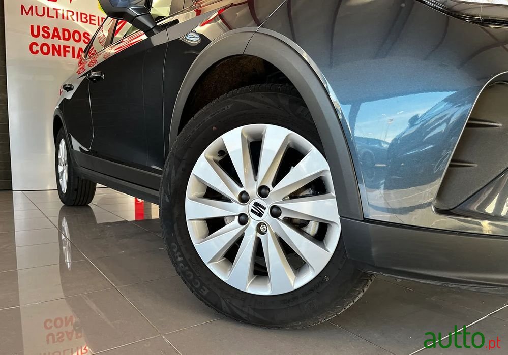 2022' SEAT Arona 1.0 Tsi Style photo #3