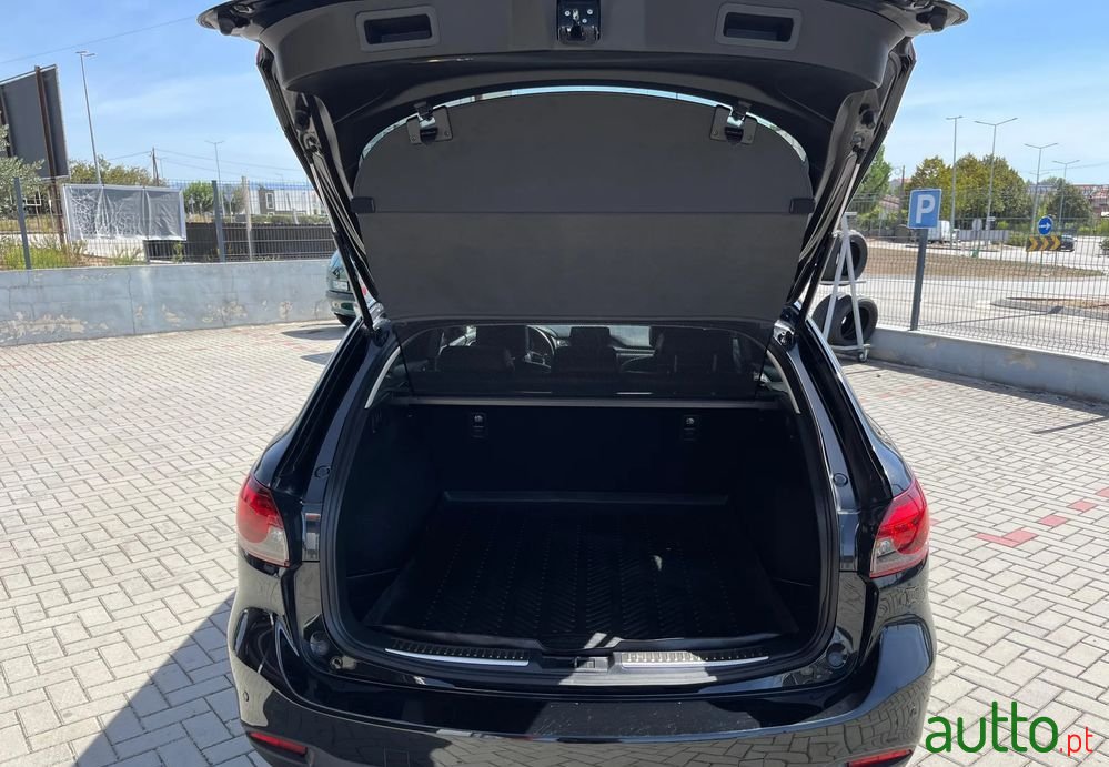 2015' Mazda 6 photo #6