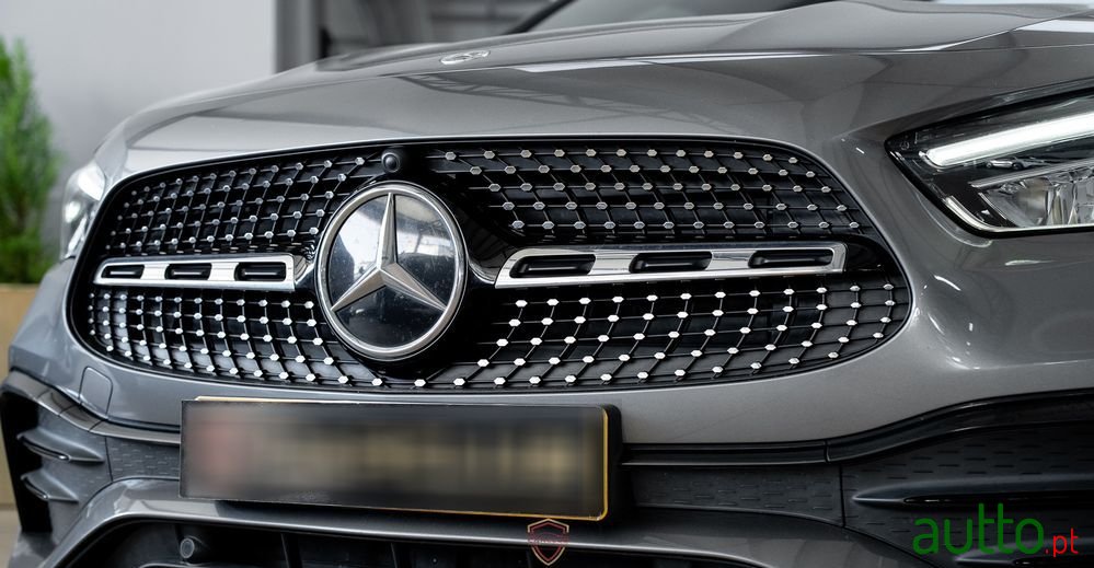 2021' Mercedes-Benz Classe Gla photo #4