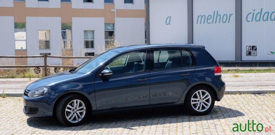 2009' Volkswagen Golf 2.0 Tdi photo #1