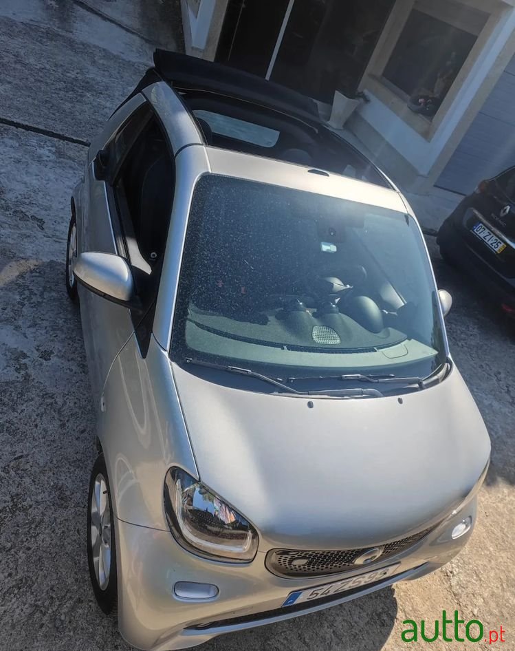 2020' Smart Fortwo Eq Passion photo #5