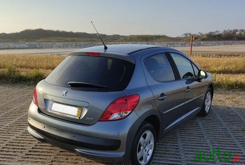 2011' Peugeot 207 photo #5