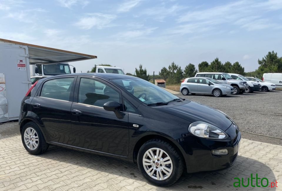 2017' Fiat Punto photo #3