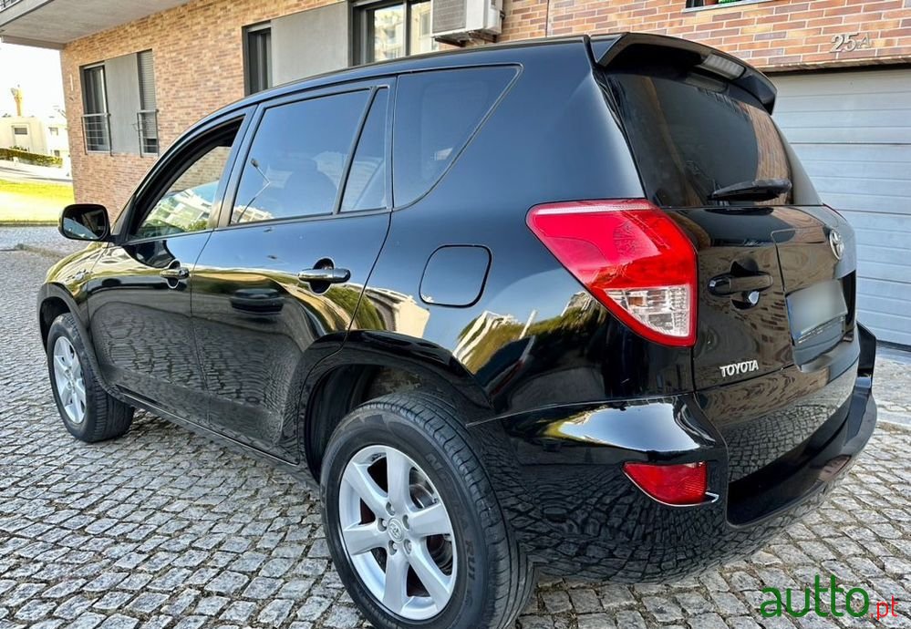 2008' Toyota RAV4 2.2 D-4D Dpf photo #1