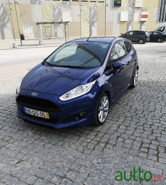 2016' Ford Fiesta Sport photo #1