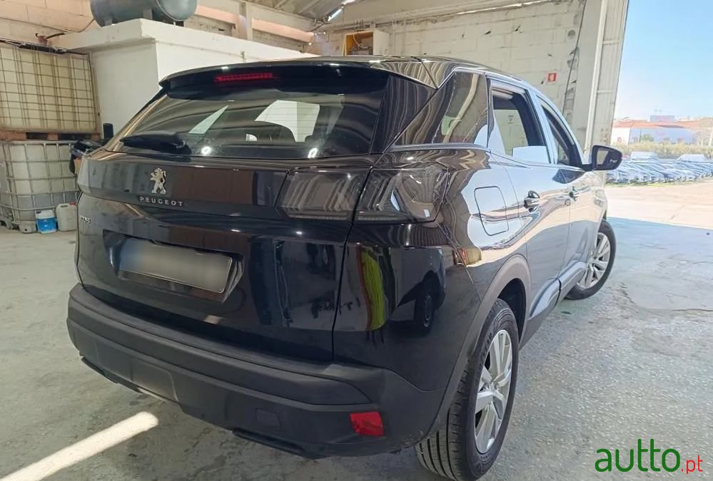 2021' Peugeot 3008 1.5 Bluehdi Active photo #2