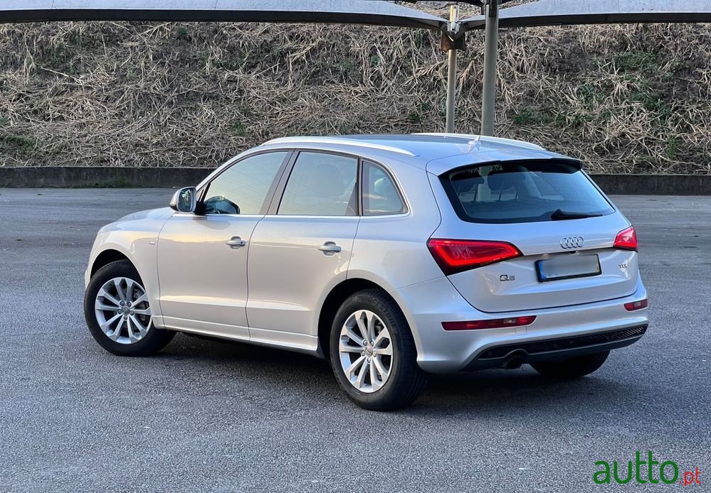 2014' Audi Q5 S-Line photo #4