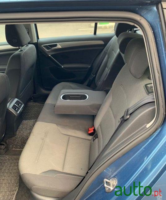 2014' Volkswagen Golf Variant photo #3