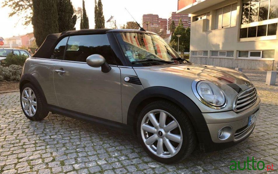 2009' MINI Cabrio Cooper 1.6 photo #2
