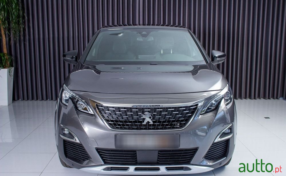 2019' Peugeot 3008 1.5 Bluehdi Gt Line Eat8 photo #2