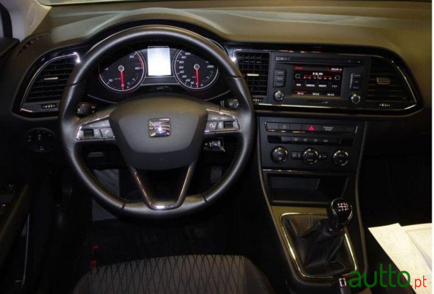 2014' SEAT Leon photo #1