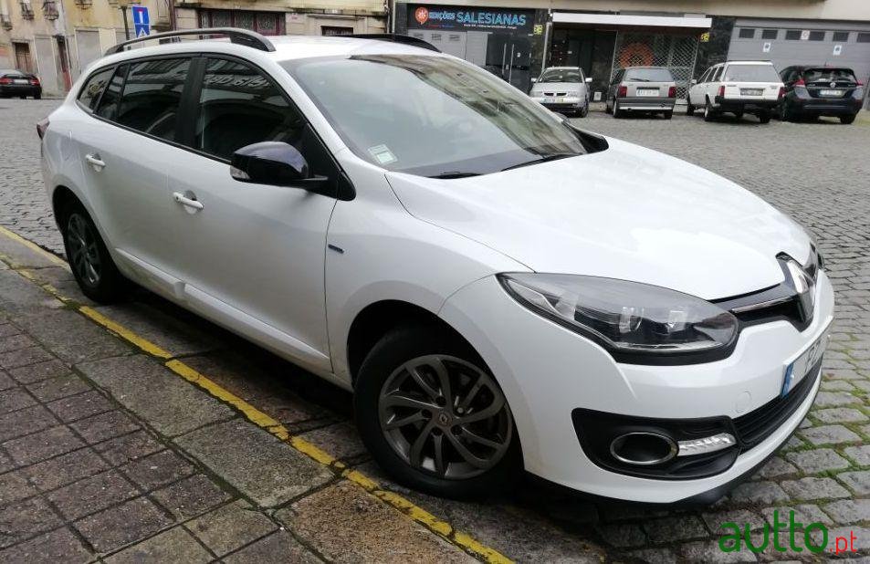 2015' Renault Megane Sport Tourer photo #1