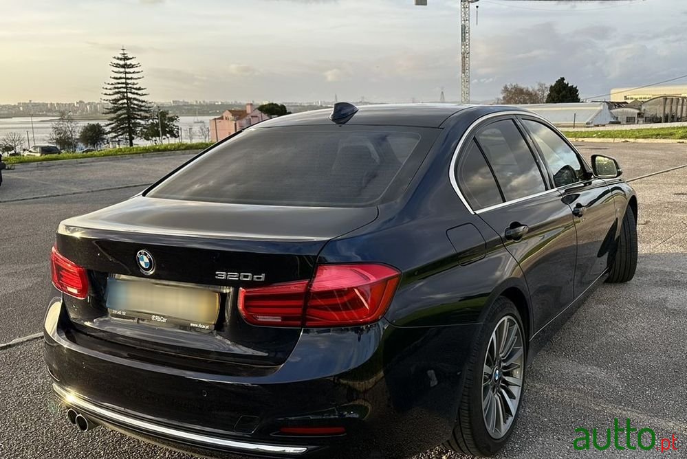 2017' BMW 320 D Aut. Luxury Line photo #2