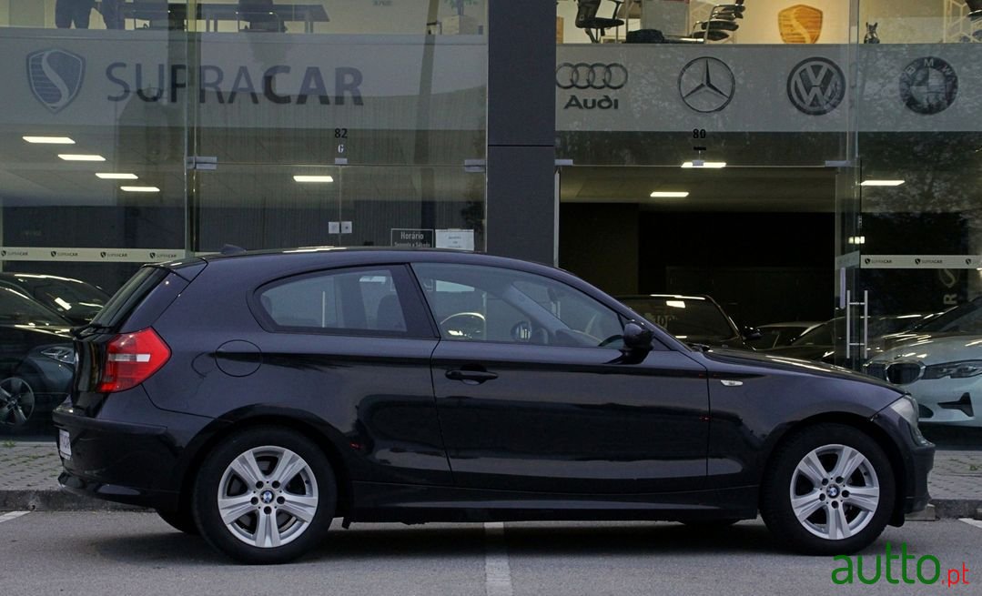 2008' BMW 118 photo #5