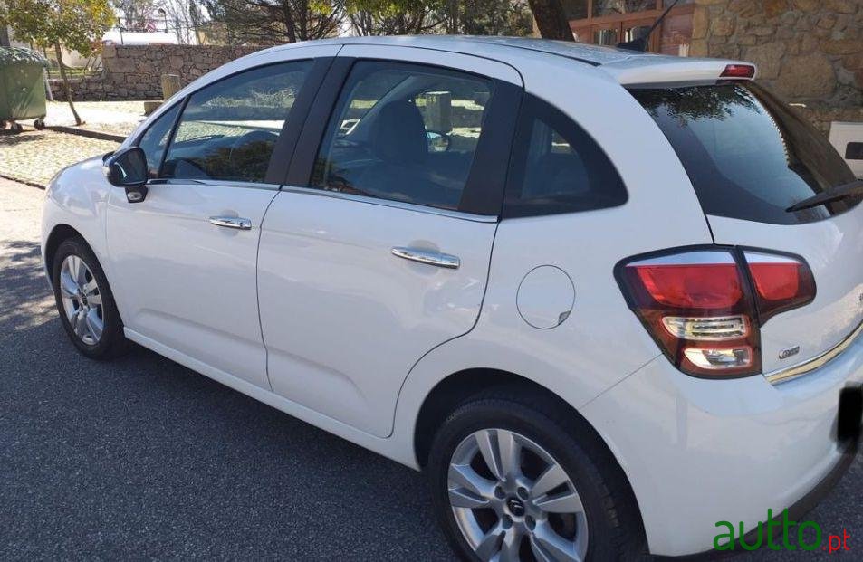 2014' Citroen C3 photo #2