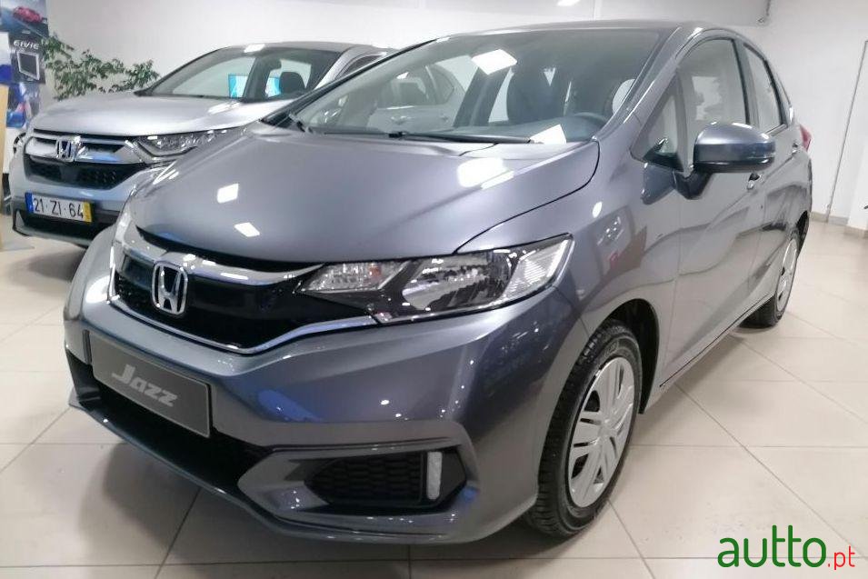 2020' Honda Jazz photo #3