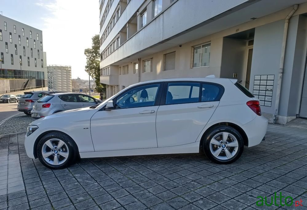 2013' BMW 116 I Sport Line photo #5