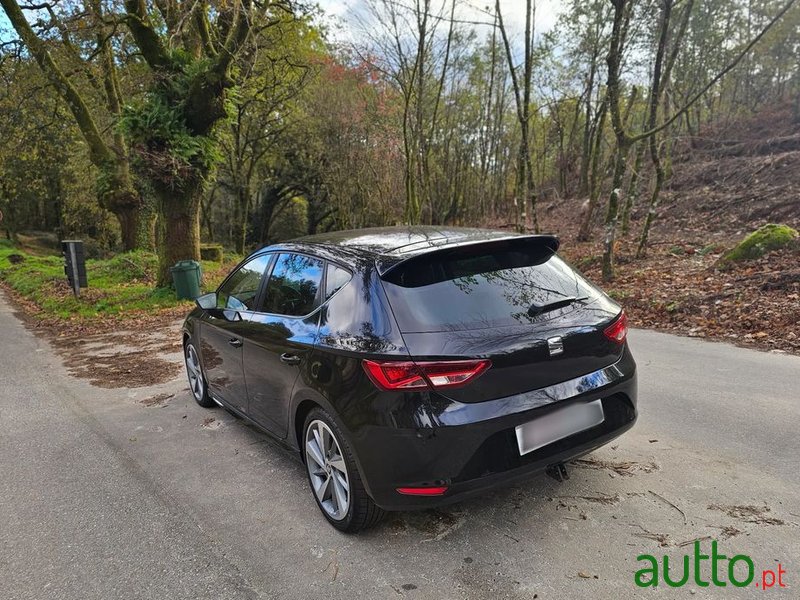 2014' SEAT Leon 1.6 Tdi Style S/S photo #6