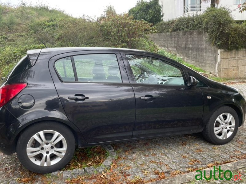 2010' Opel Corsa photo #5